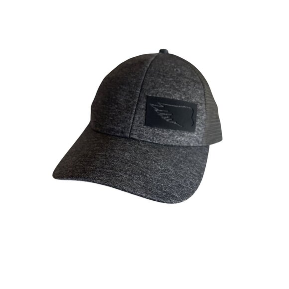 K-Products Gray & Black Mesh Snapback Trucker Hat With Wing Logo - Picture 1 of 6